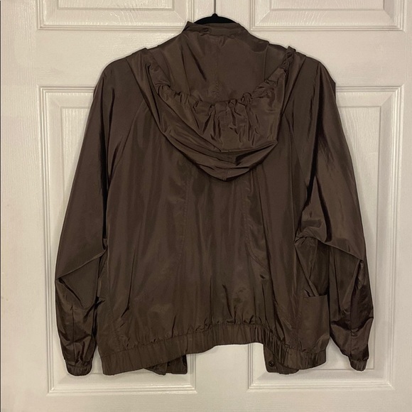 🌟 2 for $30 Lightweight Kakhi Windbreaker - Picture 4 of 4